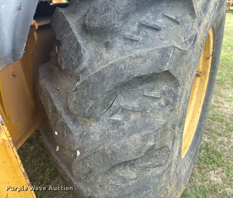 image for item DS3681 John Deere 310SE backhoe