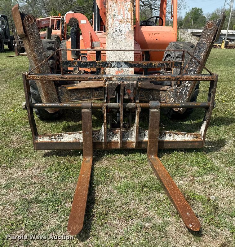 image for item DS3682 2011 JLG 10042 telehandler
