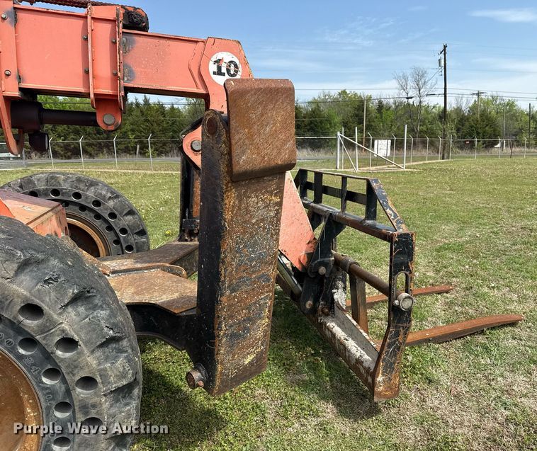 image for item DS3682 2011 JLG 10042 telehandler