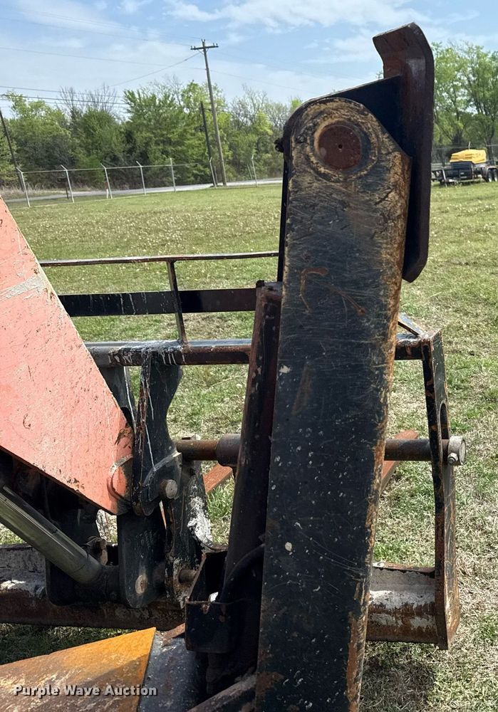 image for item DS3682 2011 JLG 10042 telehandler