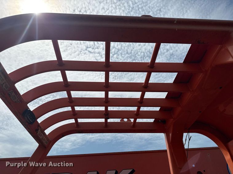 image for item DS3682 2011 JLG 10042 telehandler