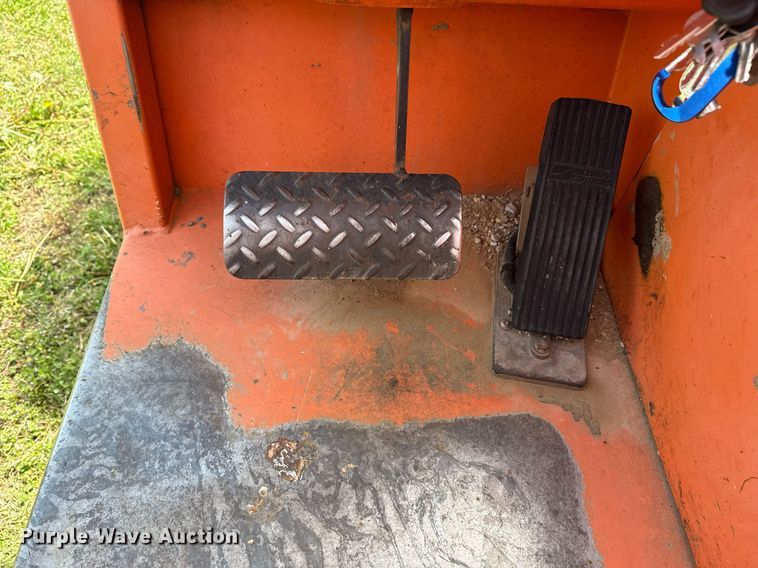 image for item DS3682 2011 JLG 10042 telehandler