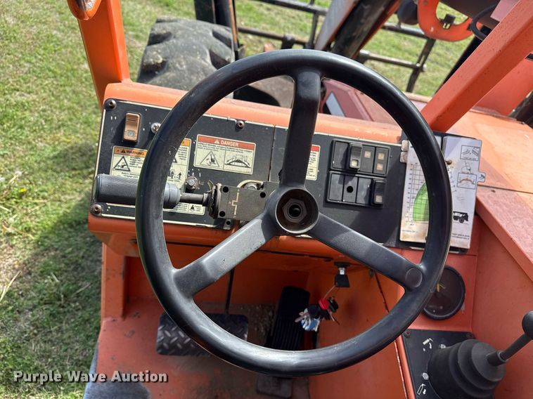image for item DS3682 2011 JLG 10042 telehandler