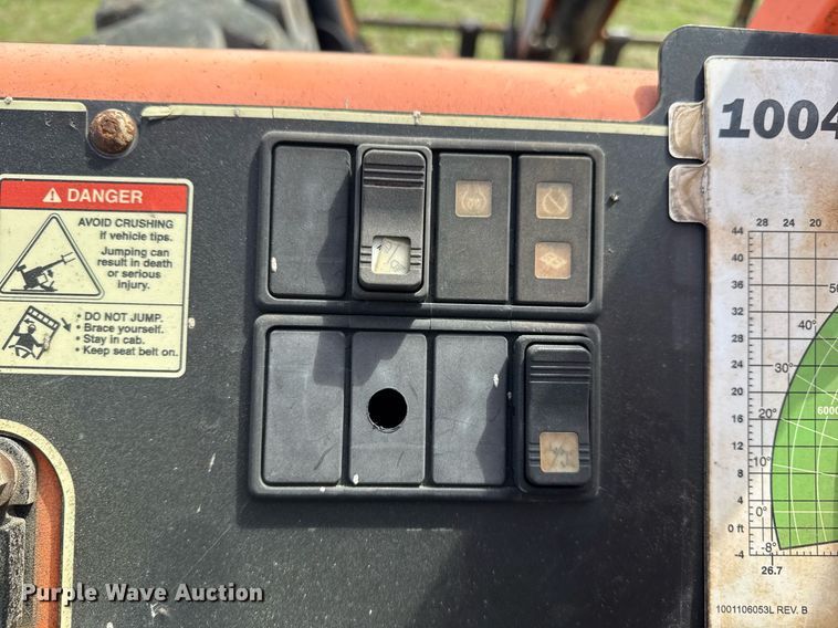 image for item DS3682 2011 JLG 10042 telehandler