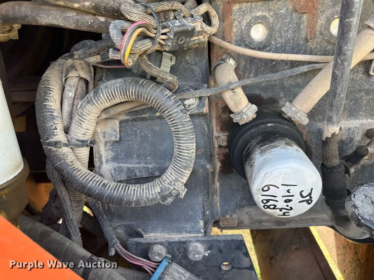 image for item DS3682 2011 JLG 10042 telehandler