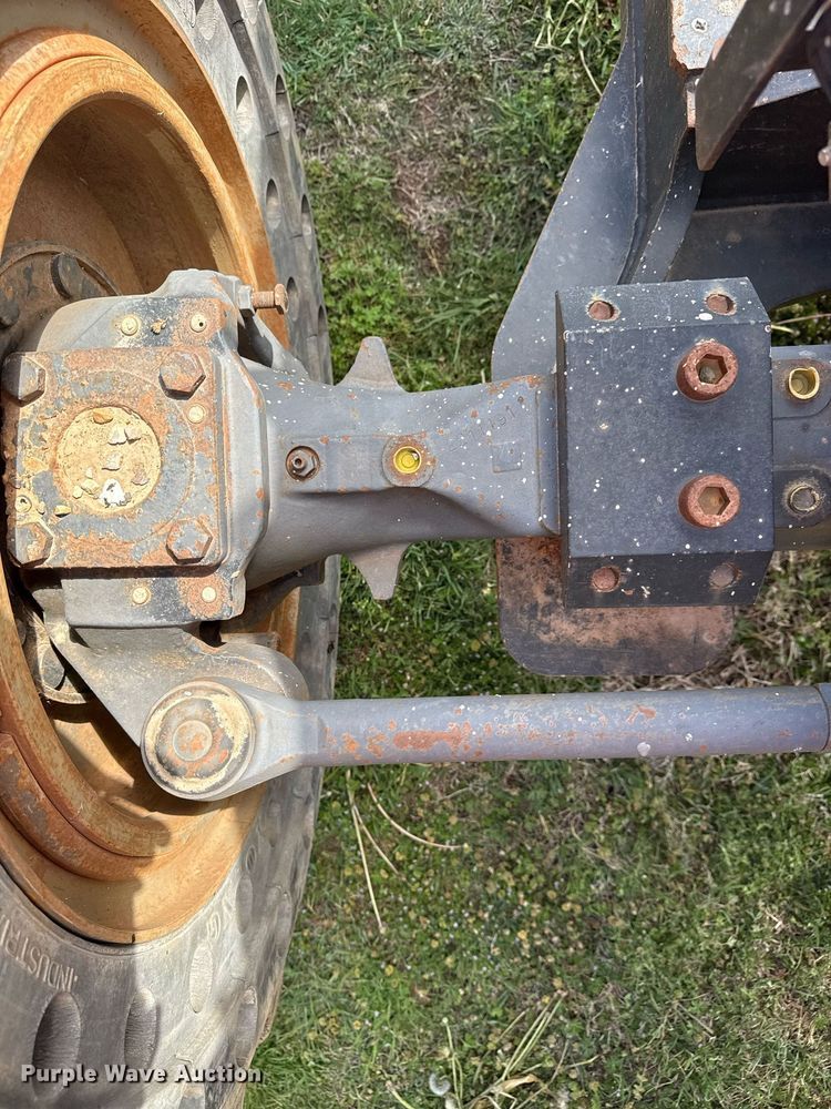 image for item DS3682 2011 JLG 10042 telehandler