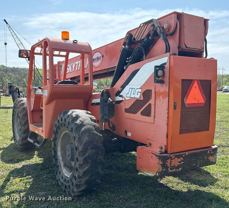 image for item DS3683 2011 JLG 10042 telehandler