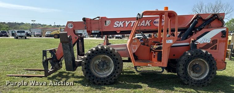 image for item DS3683 2011 JLG 10042 telehandler