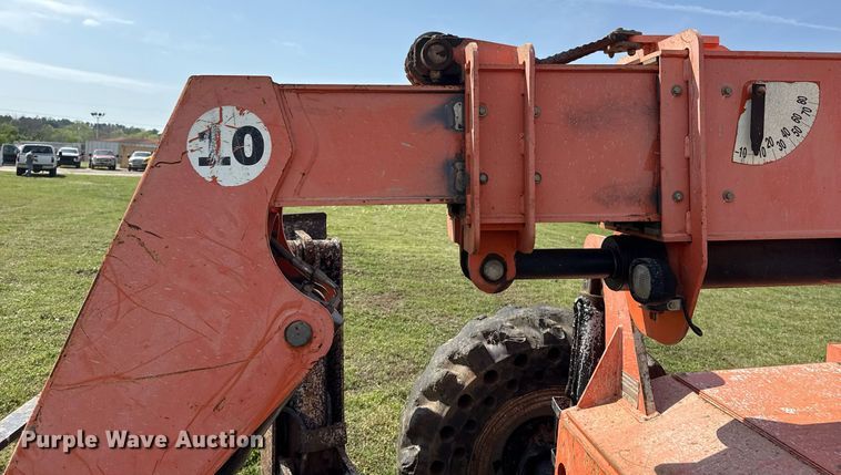 image for item DS3683 2011 JLG 10042 telehandler
