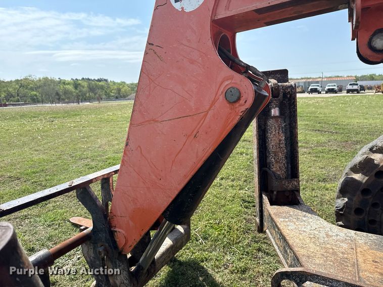 image for item DS3683 2011 JLG 10042 telehandler