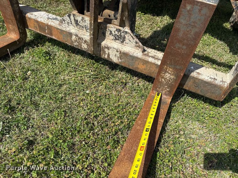 image for item DS3683 2011 JLG 10042 telehandler