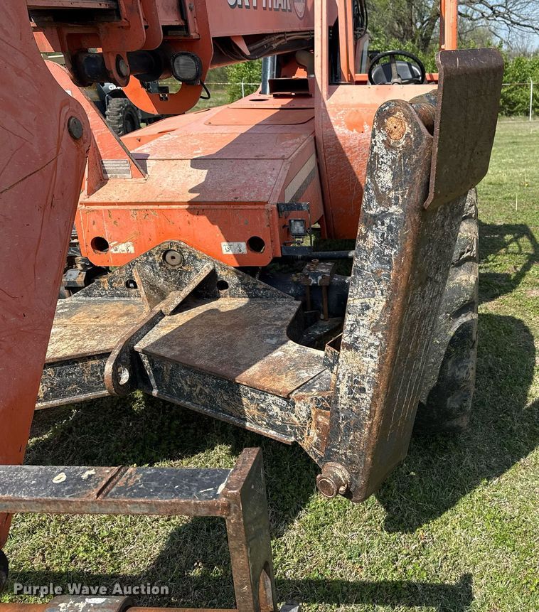 image for item DS3683 2011 JLG 10042 telehandler