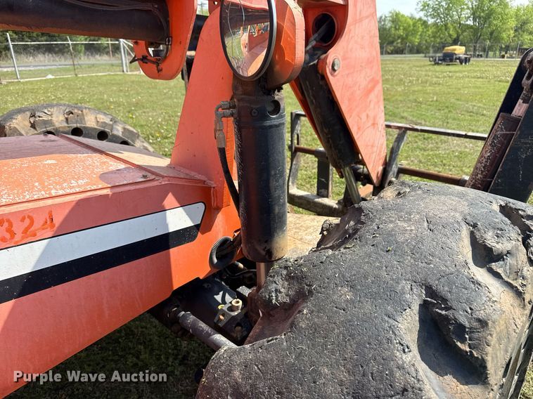 image for item DS3683 2011 JLG 10042 telehandler