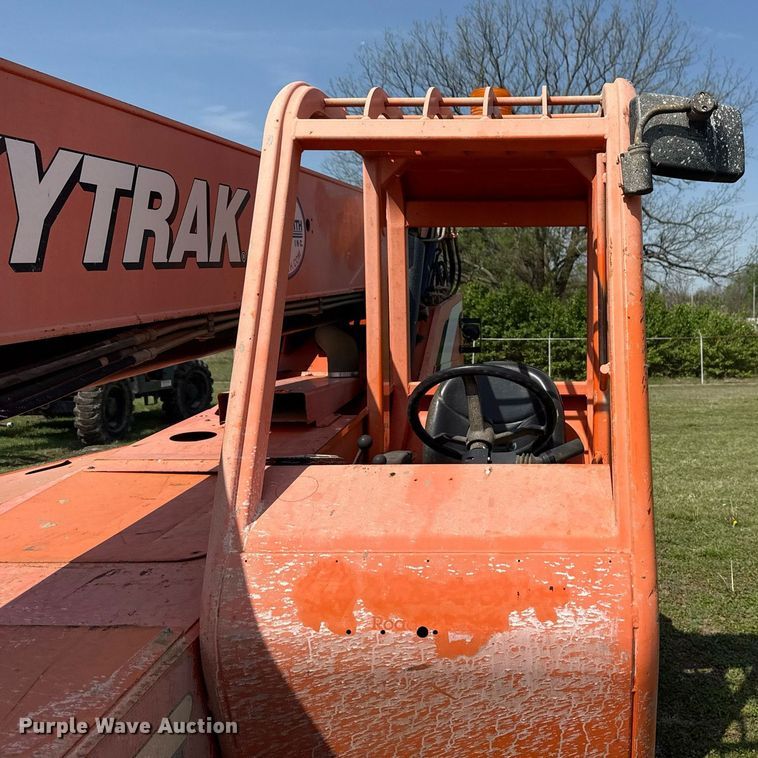 image for item DS3683 2011 JLG 10042 telehandler
