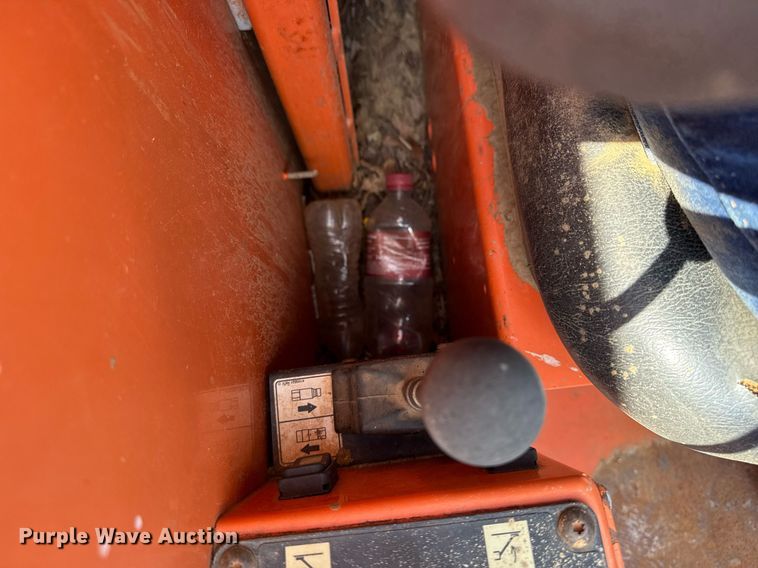 image for item DS3683 2011 JLG 10042 telehandler