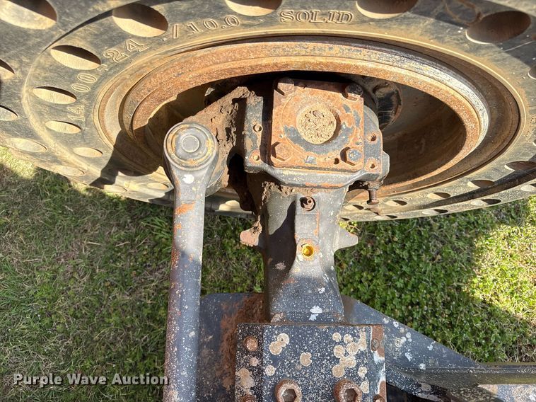 image for item DS3683 2011 JLG 10042 telehandler