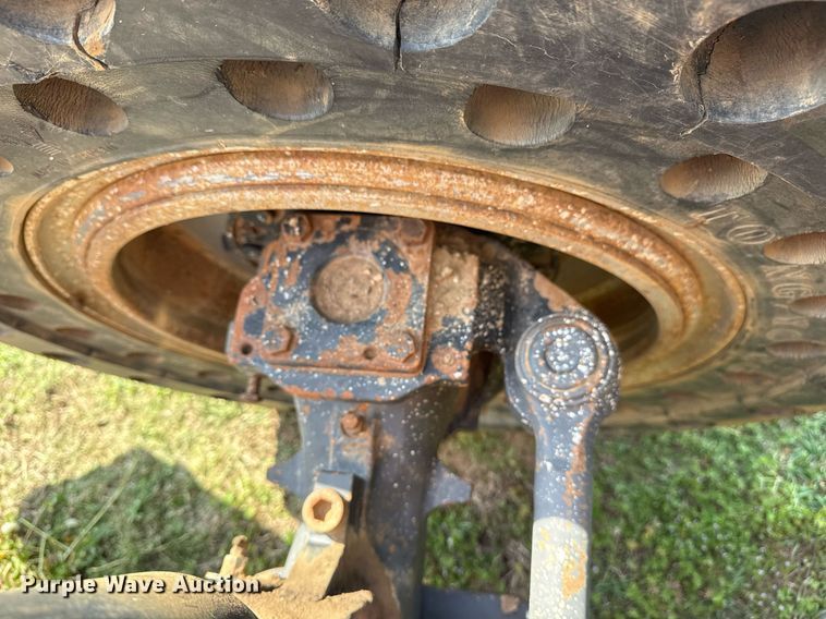 image for item DS3683 2011 JLG 10042 telehandler