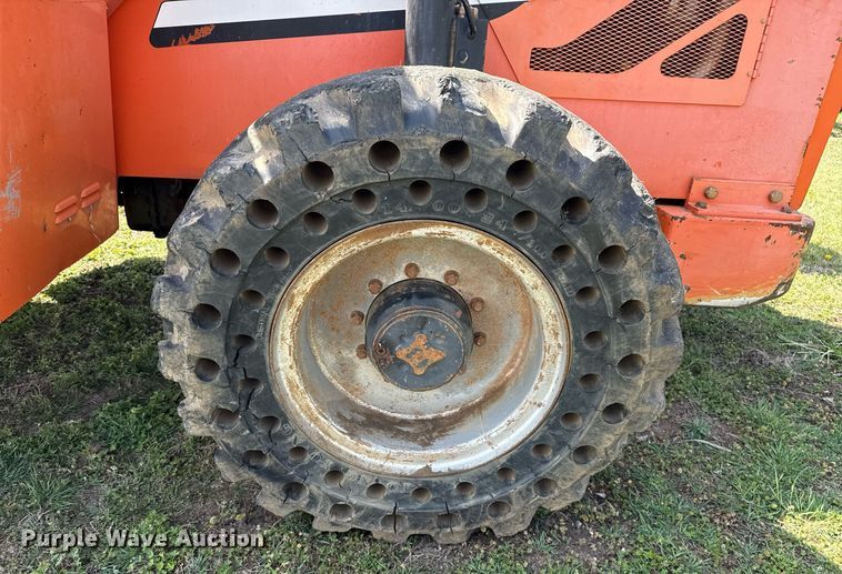 image for item DS3683 2011 JLG 10042 telehandler