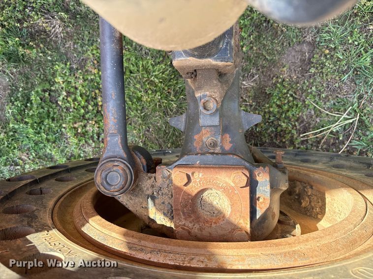 image for item DS3683 2011 JLG 10042 telehandler