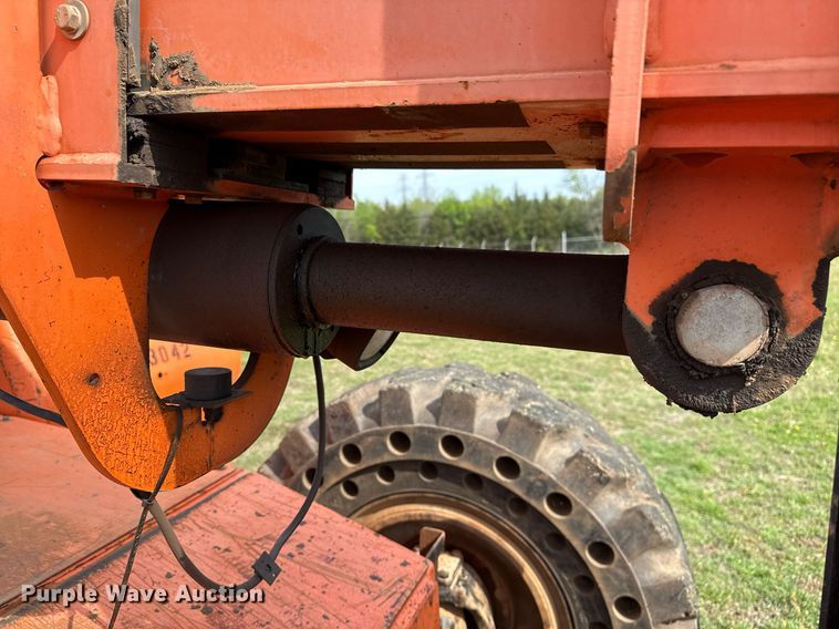 image for item DS3684 2014 JLG 10042 telehandler