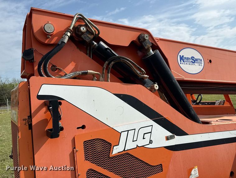 image for item DS3684 2014 JLG 10042 telehandler
