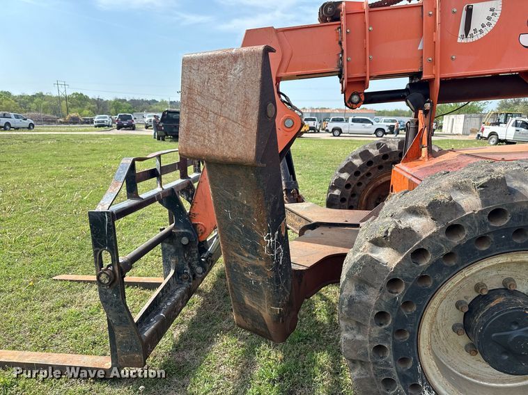 image for item DS3684 2014 JLG 10042 telehandler
