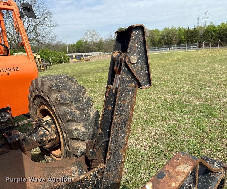 image for item DS3684 2014 JLG 10042 telehandler