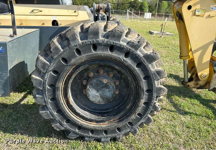 image for item DS3685 Gehl RS8-44 telehandler