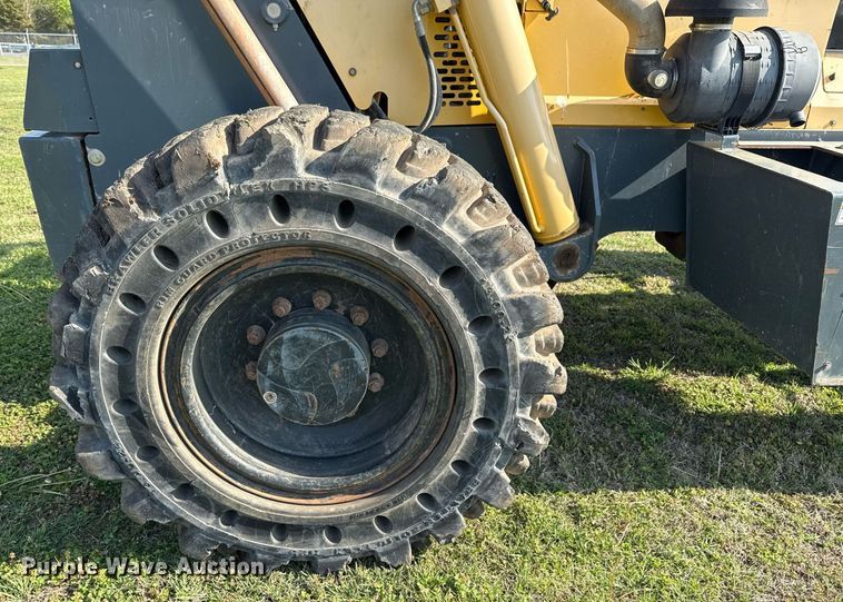 image for item DS3685 Gehl RS8-44 telehandler