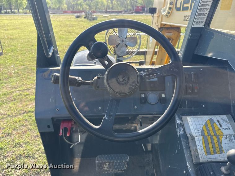 image for item DS3686 2015 Gehl RS8-44 telehandler