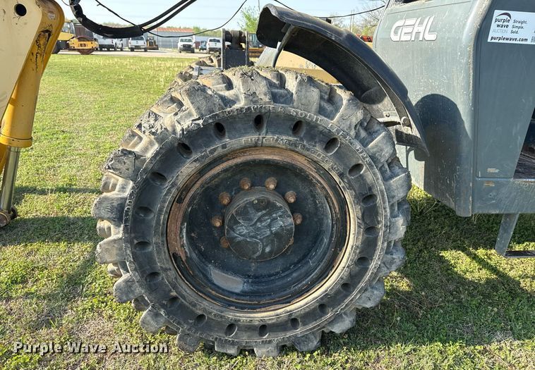 image for item DS3686 2015 Gehl RS8-44 telehandler