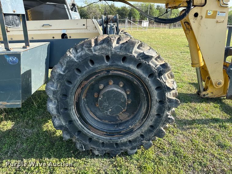 image for item DS3686 2015 Gehl RS8-44 telehandler