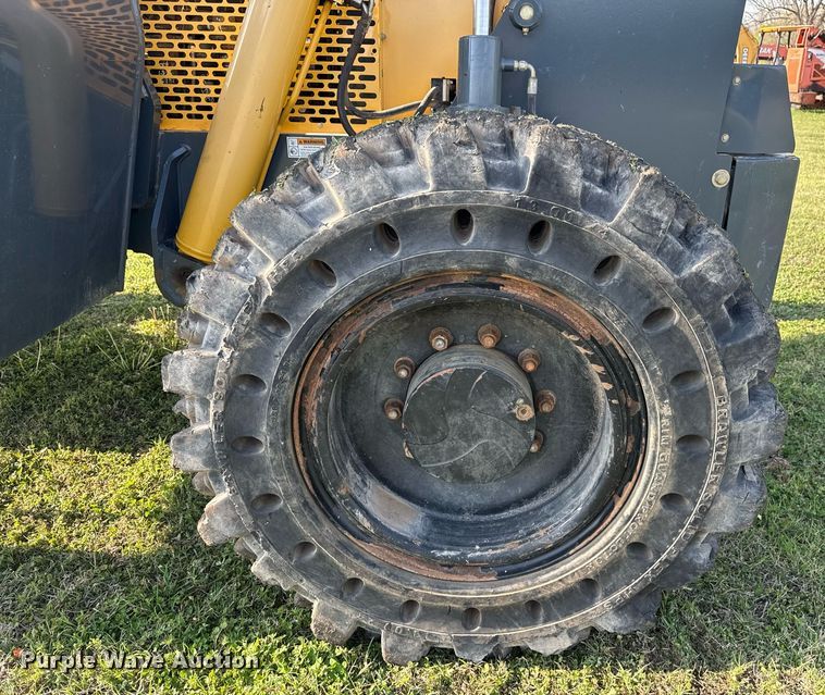 image for item DS3686 2015 Gehl RS8-44 telehandler