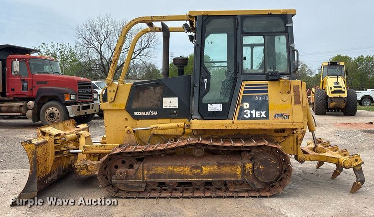 image for item DS3687 2007 Komatsu D31EX-21A dozer