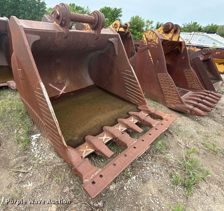 image for item DS3712 (3) buckets