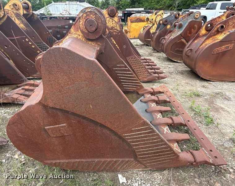 image for item DS3712 (3) buckets