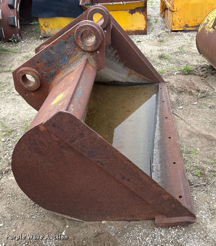 image for item DS3712 (3) buckets