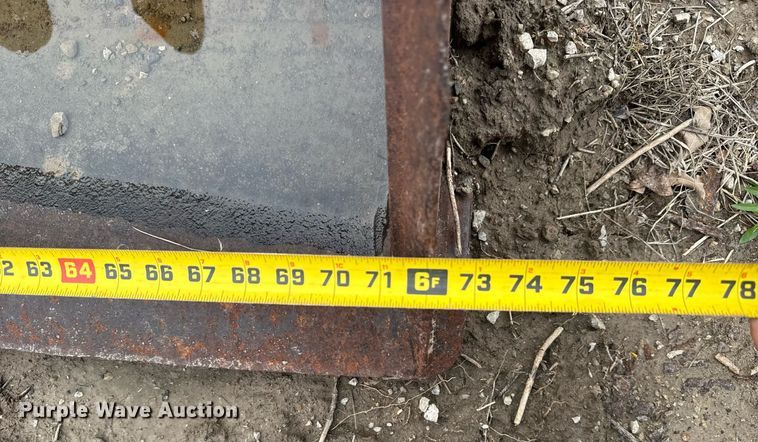 image for item DS3712 (3) buckets