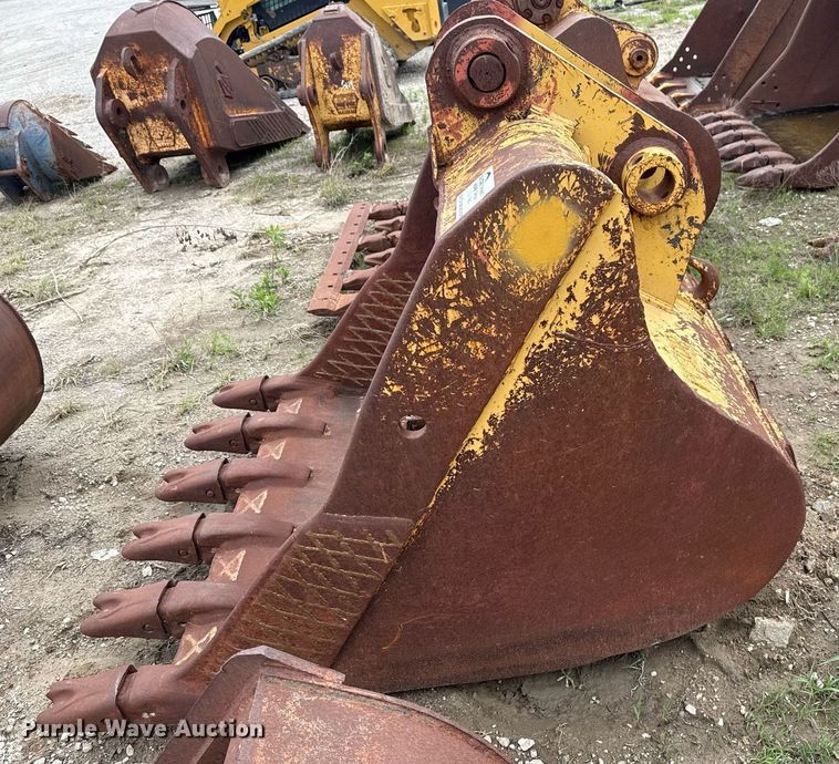 image for item DS3712 (3) buckets