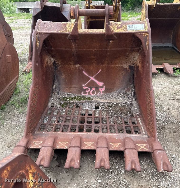 image for item DS3712 (3) buckets