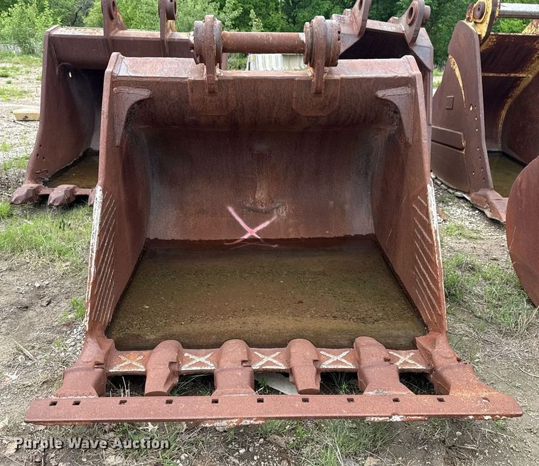 image for item DS3712 (3) buckets