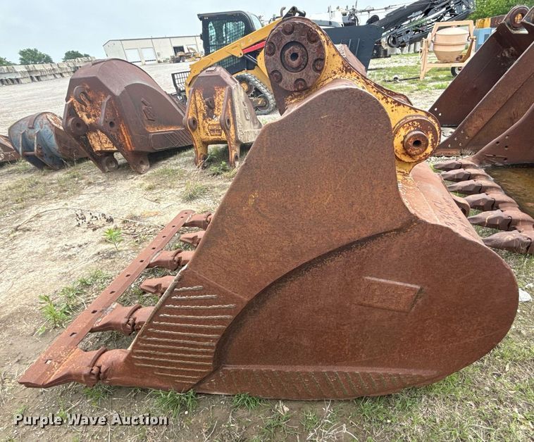 image for item DS3712 (3) buckets