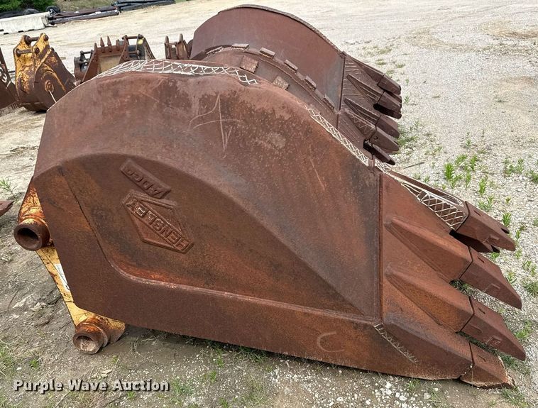 image for item DS3713 (3) Hensley v-bottom buckets