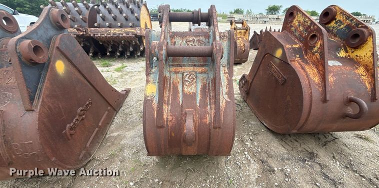 image for item DS3714 (4) buckets