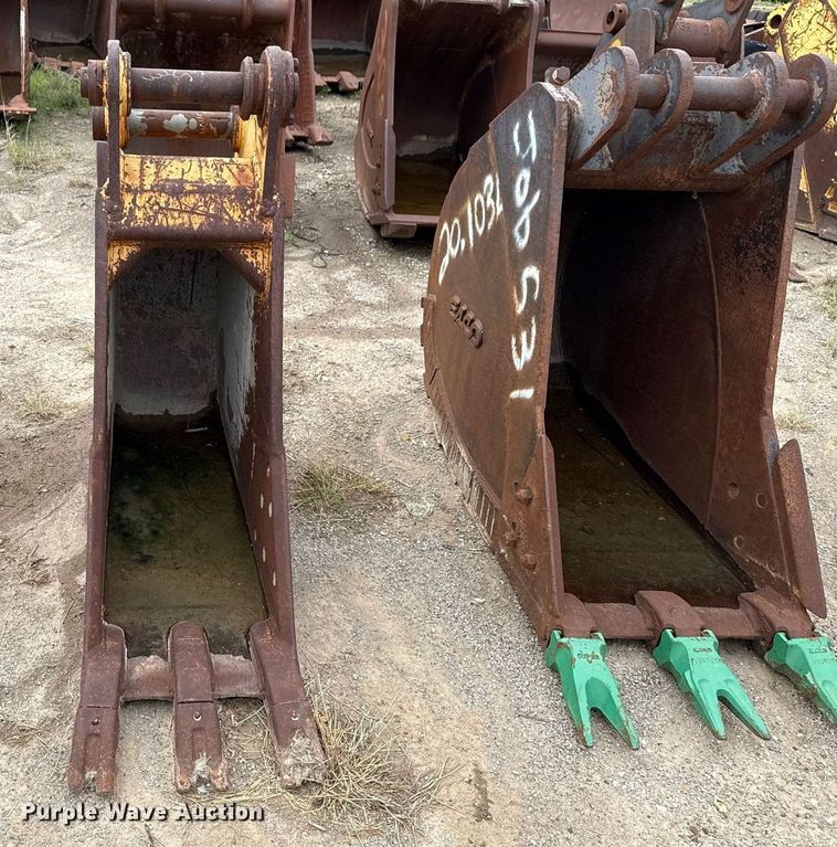 image for item DS3715 (3) buckets