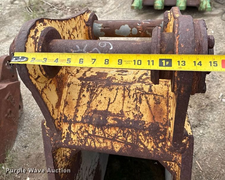 image for item DS3715 (3) buckets