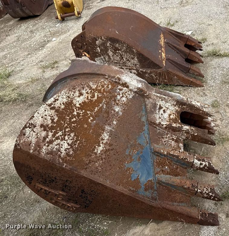 image for item DS3716 (2) v-bottom buckets