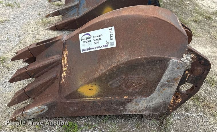 image for item DS3716 (2) v-bottom buckets