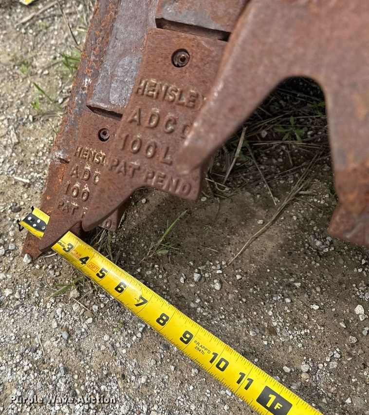 image for item DS3716 (2) v-bottom buckets