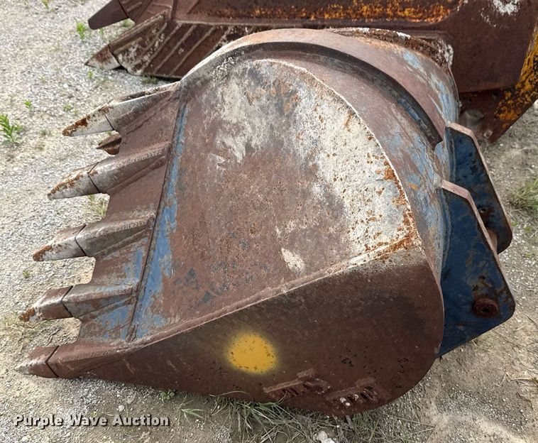 image for item DS3716 (2) v-bottom buckets